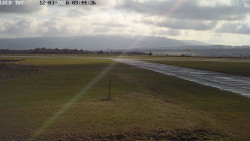 Pojezdová dráha, Runway