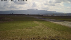 Pojezdová dráha, Runway