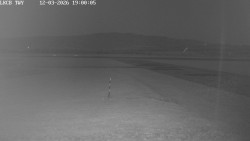 Pojezdová dráha, Runway