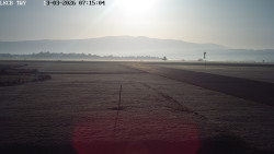 Pojezdová dráha, Runway