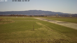 Pojezdová dráha, Runway