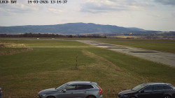 Pojezdová dráha, Runway