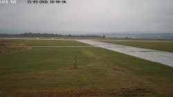 Pojezdová dráha, Runway