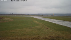 Pojezdová dráha, Runway