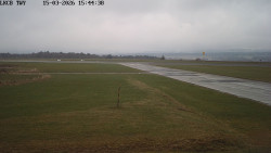 Pojezdová dráha, Runway