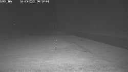 Pojezdová dráha, Runway