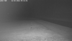 Pojezdová dráha, Runway