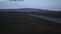 Pojezdová dráha, Runway