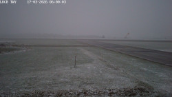 Pojezdová dráha, Runway