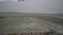 Pojezdová dráha, Runway