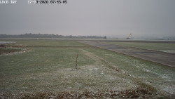 Pojezdová dráha, Runway