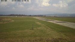 Pojezdová dráha, Runway