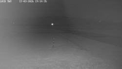 Pojezdová dráha, Runway