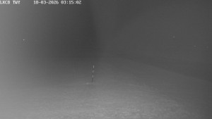 Letiště Cheb - Pojezdová dráha, Runway - 18.3.2026 v 03:15 Letiště Cheb - Pojezdová dráha, Runway - 18.3.2026 v 03:15