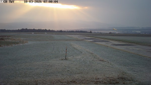 Letiště Cheb - Pojezdová dráha, Runway - 18.3.2026 v 07:00 Letiště Cheb - Pojezdová dráha, Runway - 18.3.2026 v 07:00