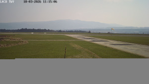 Letiště Cheb - Pojezdová dráha, Runway - 18.3.2026 v 11:15 Letiště Cheb - Pojezdová dráha, Runway - 18.3.2026 v 11:15