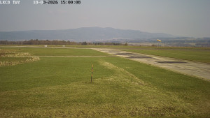 Letiště Cheb - Pojezdová dráha, Runway - 18.3.2026 v 15:00 Letiště Cheb - Pojezdová dráha, Runway - 18.3.2026 v 15:00