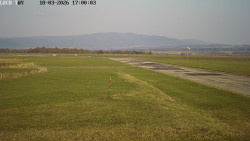 Pojezdová dráha, Runway