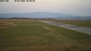 Letiště Cheb - Pojezdová dráha, Runway - 18.3.2026 v 18:00 Letiště Cheb - Pojezdová dráha, Runway - 18.3.2026 v 18:00