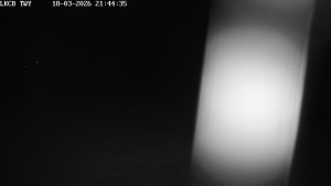 Letiště Cheb - Pojezdová dráha, Runway - 18.3.2026 v 21:45 Letiště Cheb - Pojezdová dráha, Runway - 18.3.2026 v 21:45