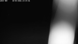 Pojezdová dráha, Runway