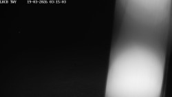 Pojezdová dráha, Runway