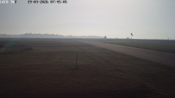 Pojezdová dráha, Runway