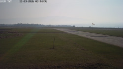 Pojezdová dráha, Runway