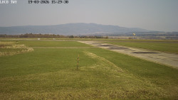 Pojezdová dráha, Runway