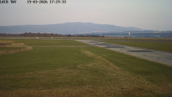 Pojezdová dráha, Runway