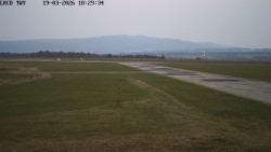 Pojezdová dráha, Runway