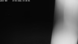 Pojezdová dráha, Runway