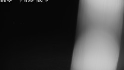 Pojezdová dráha, Runway