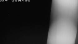 Pojezdová dráha, Runway