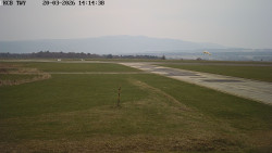 Pojezdová dráha, Runway