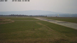 Pojezdová dráha, Runway