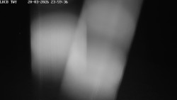 Pojezdová dráha, Runway