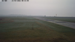 Pojezdová dráha, Runway