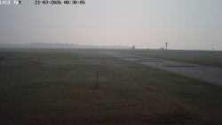 Pojezdová dráha, Runway