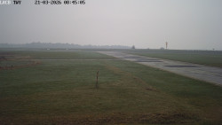 Pojezdová dráha, Runway