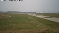 Pojezdová dráha, Runway