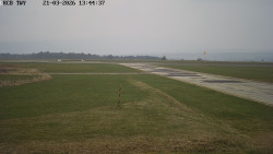 Pojezdová dráha, Runway