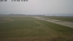 Pojezdová dráha, Runway