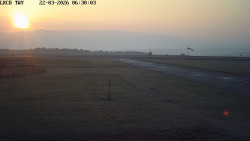 Pojezdová dráha, Runway