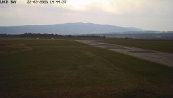 Pojezdová dráha, Runway