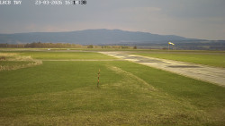 Pojezdová dráha, Runway