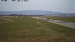 Pojezdová dráha, Runway