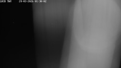 Pojezdová dráha, Runway