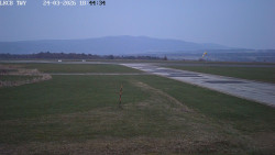 Pojezdová dráha, Runway