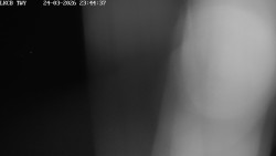 Pojezdová dráha, Runway